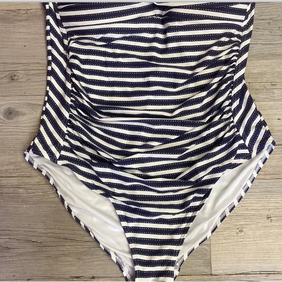 NIPTUCK SWIM One Piece Cups Adjustable Straps Blue White Stripe Lined Size 12 - Picture 7 of 10
